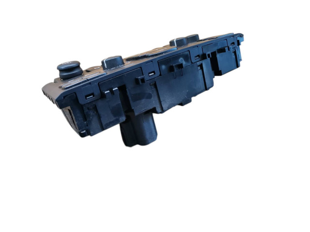 Блок управления климат-контролем 8682734 Volvo XC90