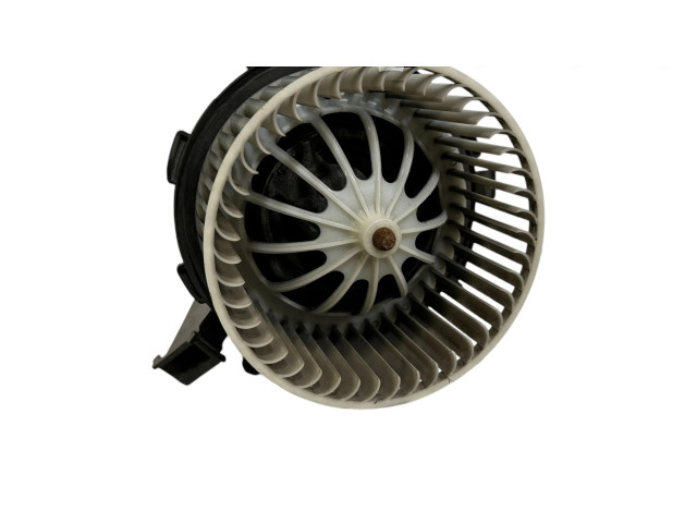 Вентилятор печки U0852003 Audi Q5 SQ5