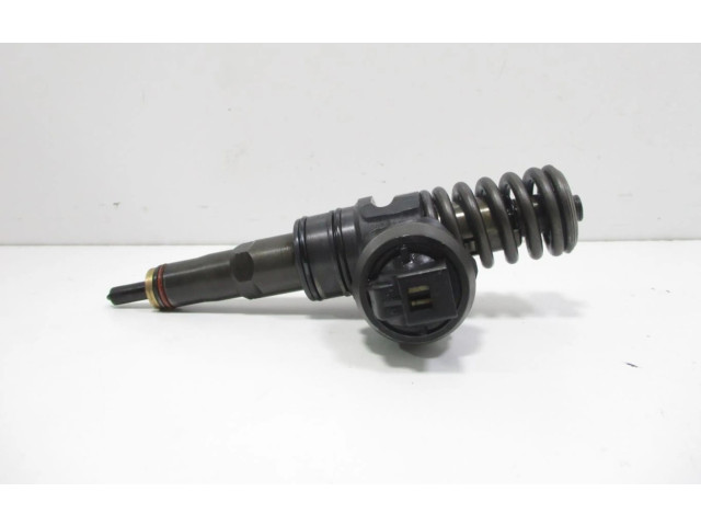 Форсунка 038130073AG    Skoda Superb B6 (3T)   