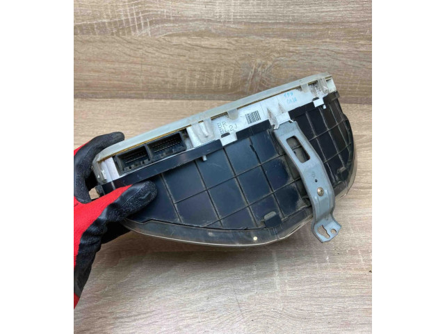 Панель приборов BRBL2J Mazda 323 F