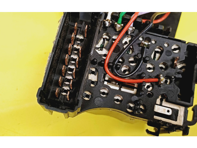 Ручка поворотов/ фонарей Dacia Sandero 2008 - 2012 года