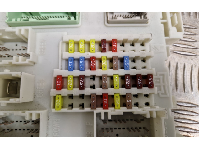 Блок предохранителей F1DT14A073BF, 0610033530 Ford Transit - Tourneo Connect