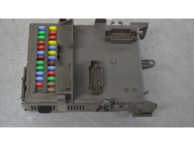   Pojistková skříňka    Renault Espace -  Grand espace IV 2005