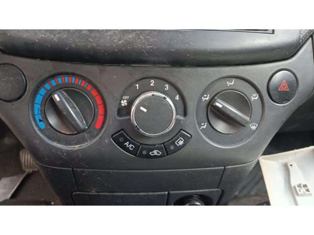 Блок управления климат-контролем    Chevrolet Astra