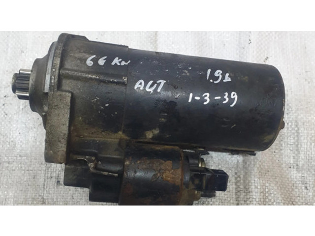 Стартер 020911023P Volkswagen Golf IV