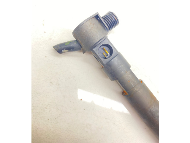 Vstřikovač 25183186, 28264951 Opel Antara