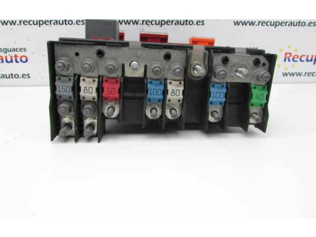 Pojistková skříňka 1K0937124N Volkswagen PASSAT