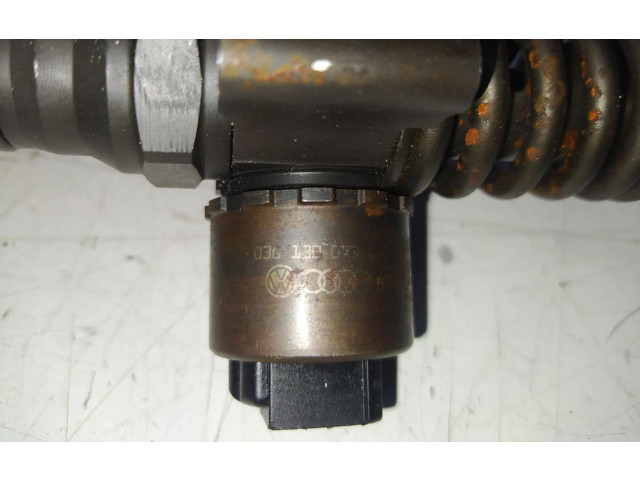 Форсунка 0414720404    Audi A3 S3 8P   