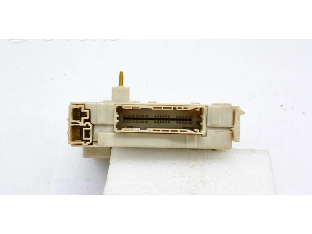 Pojistková skříňka 8267030230 Lexus GS 300 350 430 450H 2007