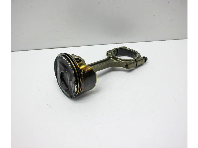  Поршень  95L118  Chevrolet Camaro  