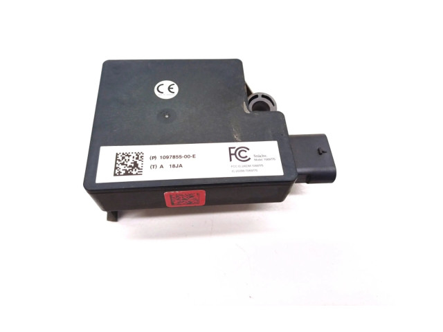 Блок управления 1097855-00-E Tesla Model 3