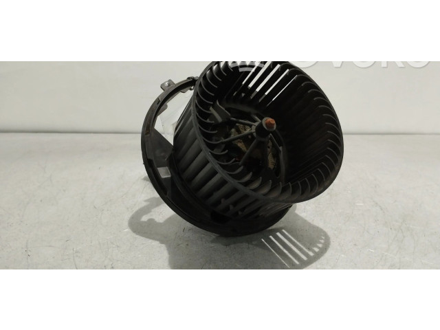 Вентилятор печки    1K1820015L, F998922Q   Volkswagen Caddy