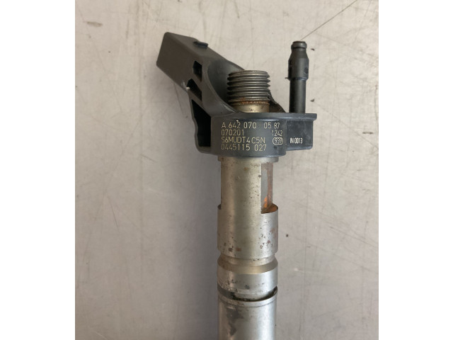 Форсунка A642070, 0445115    Mercedes-Benz R W251   