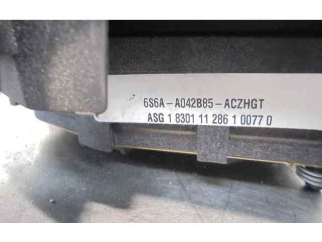 Подушка безопасности водителя 2S6AA042B85AC Ford Fusion