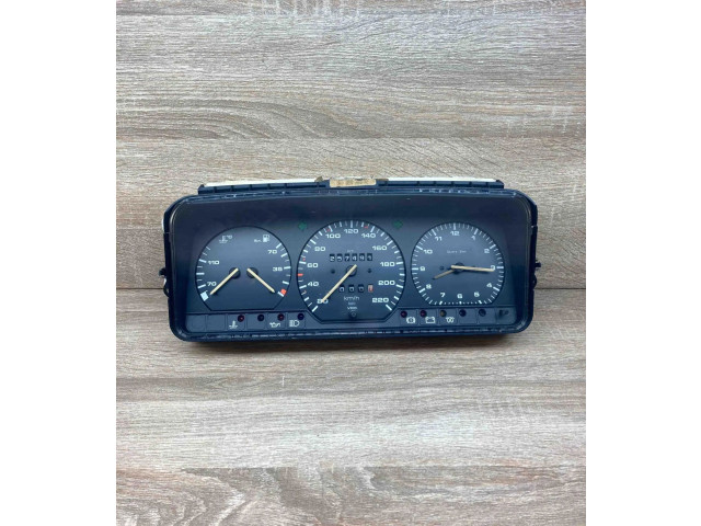 Přístrojová deska Volkswagen PASSAT B3 1988 357919059AC, 81117657