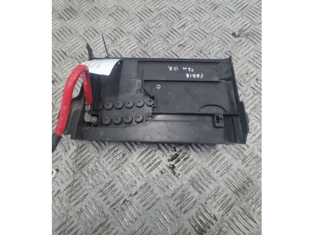 Блок предохранителей 6Q0937550F Skoda Fabia Mk1 (6Y)