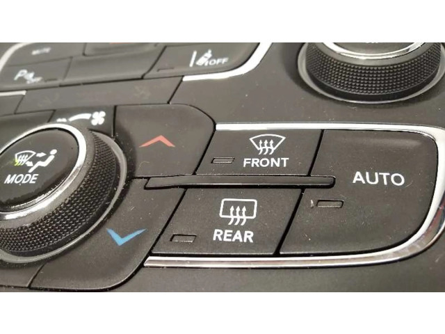 Блок управления климат-контролем 60928135, P6TM19DX9AB   Jeep Compass