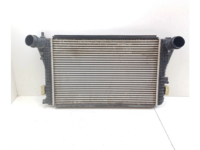 Интеркулер 1K0145803BM Volkswagen Caddy