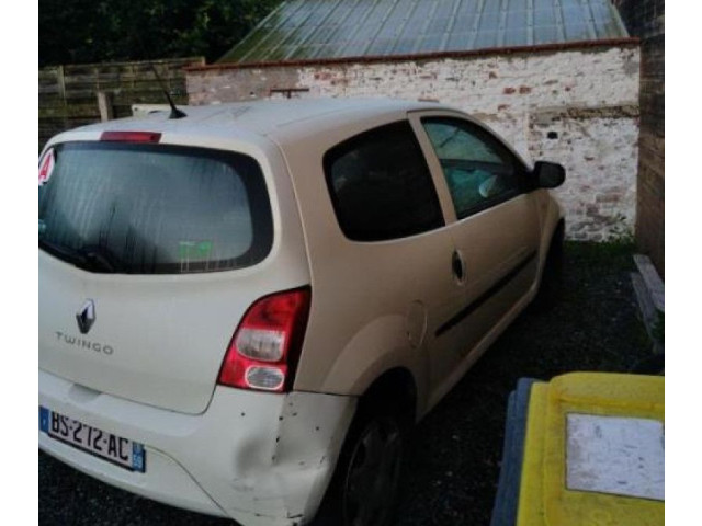 Панель приборов    Renault Twingo II       
