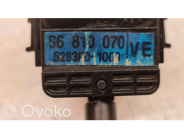 Включатель скорости стеклоочистителей