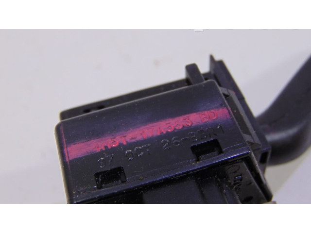 Ручка стеклоочистителей