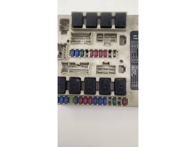 Блок предохранителей 284B5JG00A   Nissan X-Trail T31    