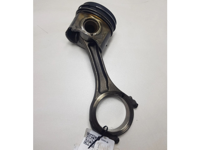 Píst Volkswagen Touareg II CRCA