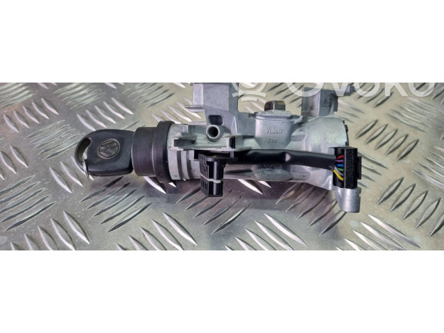 Řídící jednotka 03G906021CG, 0281012746   Volkswagen Caddy 2007