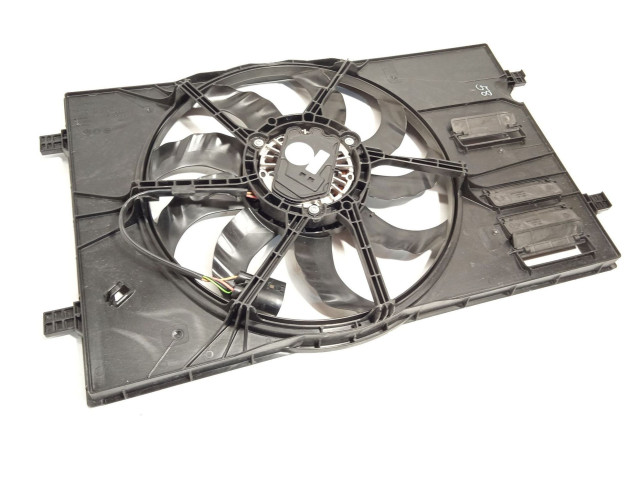Вентилятор радиатора 5Q0121205BD, 5WA959455F Skoda Karoq