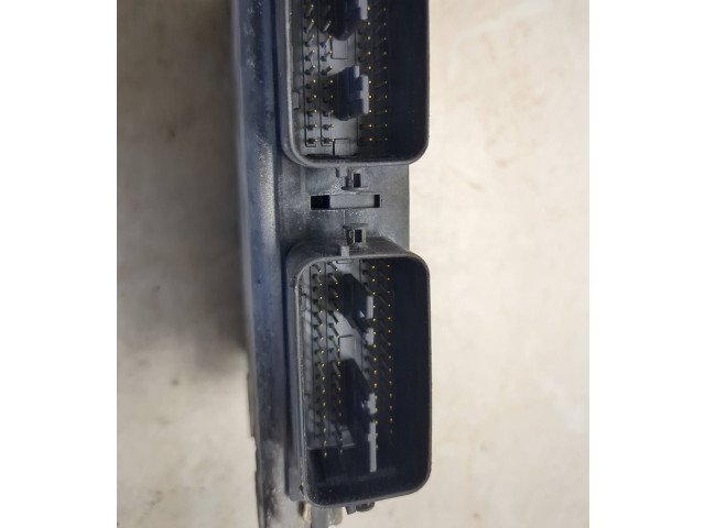 Řídící jednotka 3392072K01, MB1123008262 Suzuki Swift II 2010