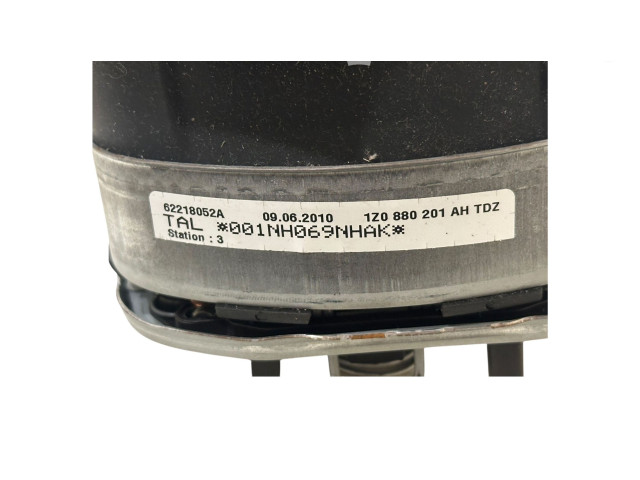 Подушка безопасности водителя 1Z0880201AH Skoda Yeti (5L)