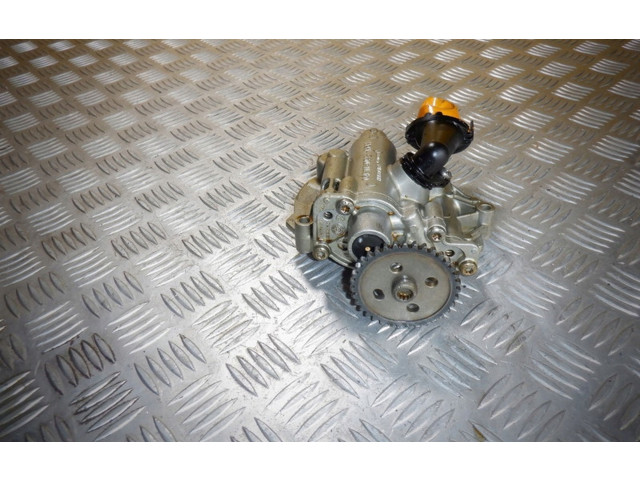 Масляный насос   04E115109S  Skoda Fabia Mk3 (NJ) 