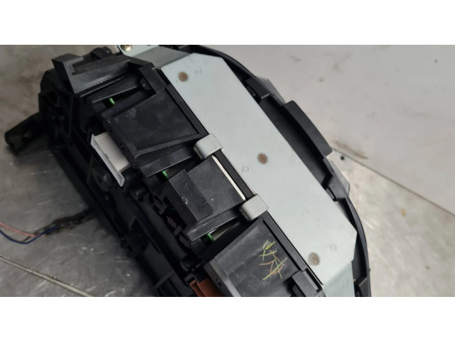 Přístrojová deska  Infiniti I30 1999 K11351AL511  