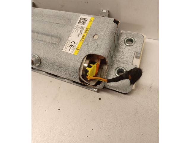 Подушка безопасности для колен 31351333, 031351333   Volvo XC90