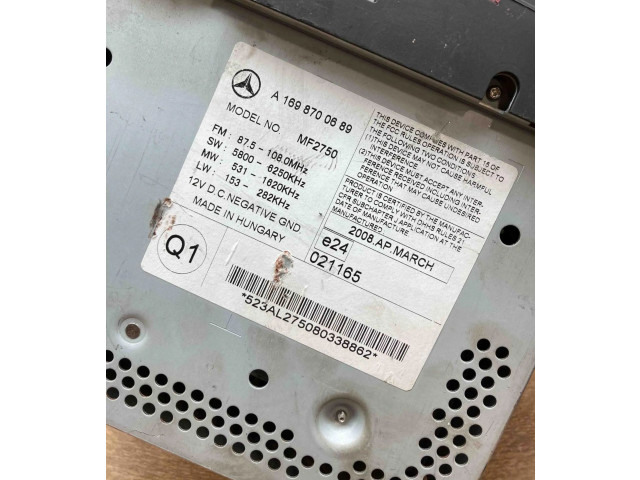 Pojistková skříňka Радио/ проигрыватель / навигация A1698700689, MF2750 Mercedes-Benz B W245 2005
