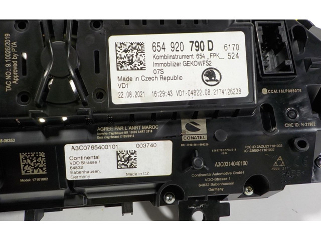 Панель приборов 654920790D, 654920790D   Skoda Kamiq       