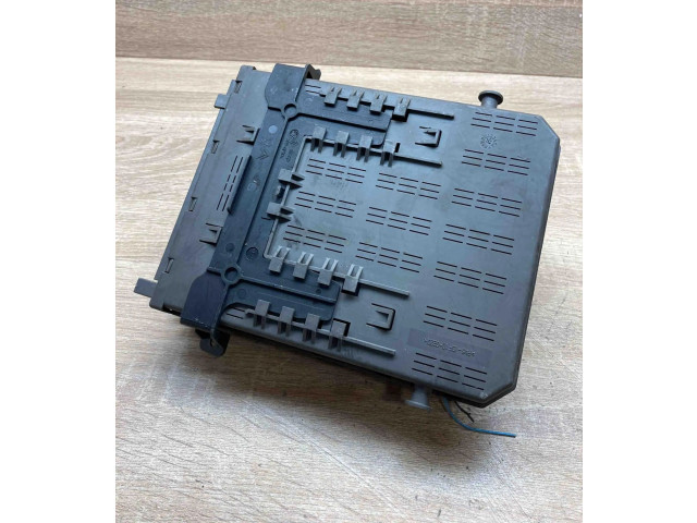 Блок предохранителей 9645585480 Peugeot 607