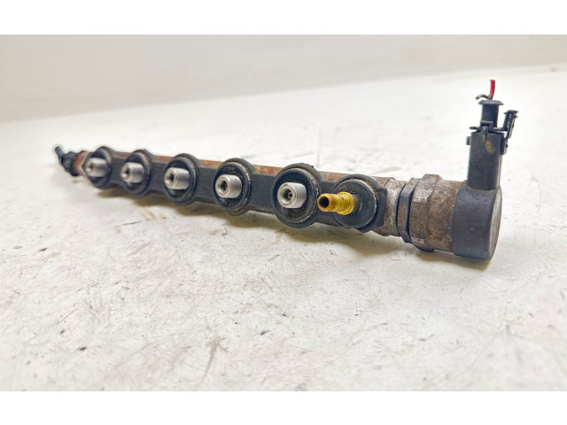 Vstřikovací lišta 8200718753, 0445214155 Nissan X-Trail T31 M9R