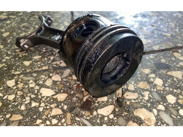  Поршень  7657X  Renault Kangoo I  