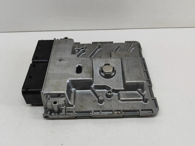 Блок управления двигателя 06K907425N, A3C0617180000 Audi A3 8Y