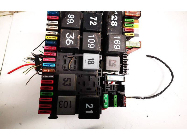 Блок предохранителей 357937039, 357937039 Ford Galaxy