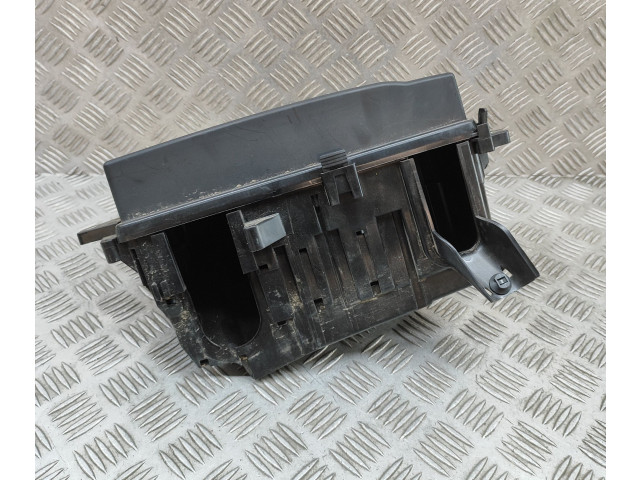 Блок предохранителей  31398000, 31398001   Volvo XC90    