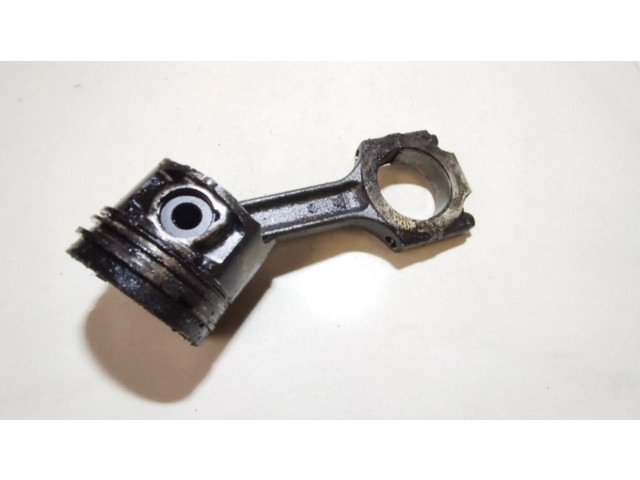  Поршень с шатуном    Fiat Marea для дизельного двигателя 2.4