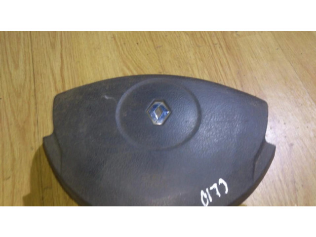 Подушка безопасности водителя 8200057780c Renault Clio II