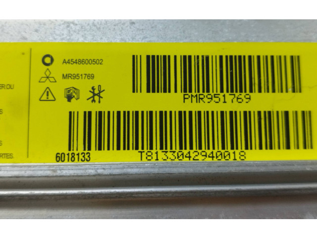 Подушка безопасности пассажира MR951769, PMR951769 Mitsubishi Colt