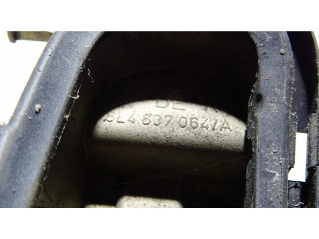 Передний держатель / кронштейн для внешней ручки открытия