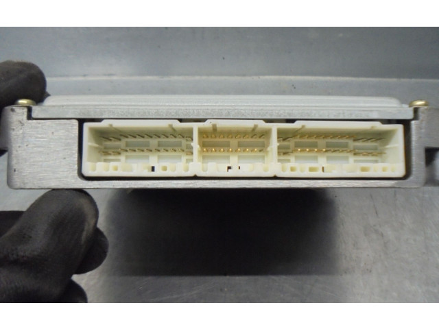 Řídící jednotka 8966105460, 1752005531 Toyota Avensis T220 2001