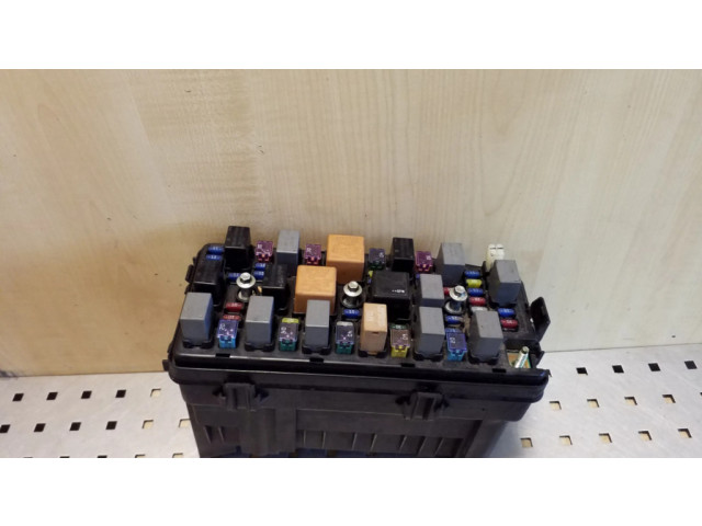 Блок предохранителей    Chevrolet Captiva    