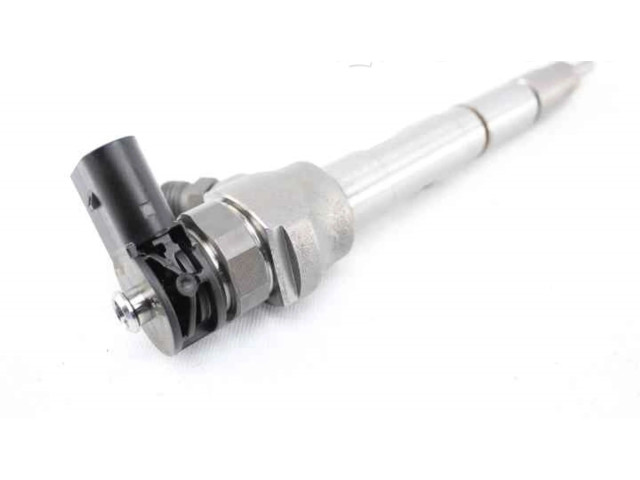 Форсунка 05L130277E Skoda Octavia Mk4