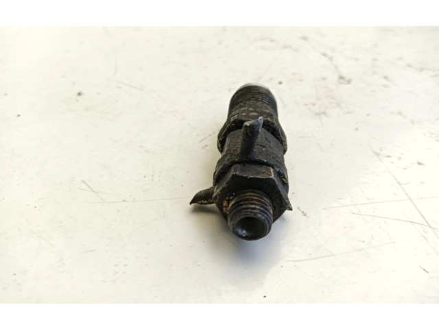 Vstřikovač Ford Maverick